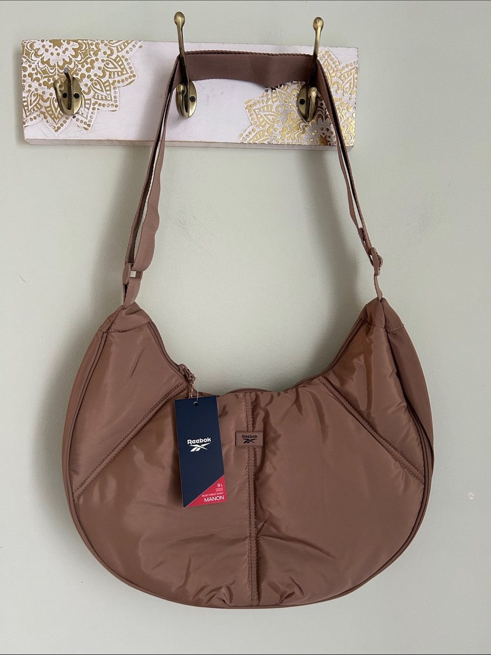 Reebok Women’s Crescent Shoulder Bag in Mauve Brown